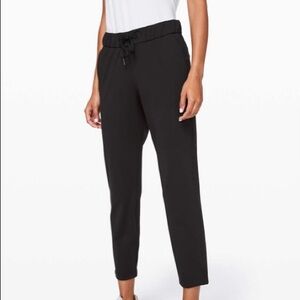 Lululemon Black On The Fly Pant 28”